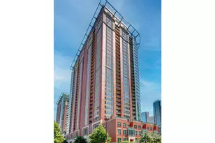 415 E North Water St, Chicago, IL 60611 - Photo 2