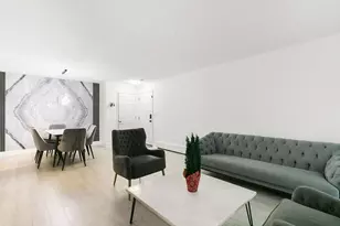 565 Maple Ave, Lisle, IL 60532 - Photo 2