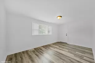 10002 S Torrence Ave, Chicago, IL 60617 - Photo 16