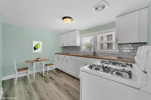 10002 S Torrence Ave, Chicago, IL 60617 - Photo 2