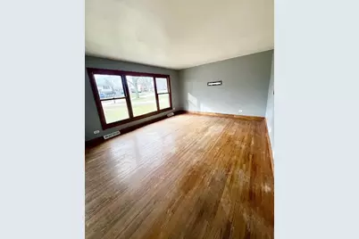 644 Cedar Lane, Bartlett, IL 60103 - Photo 2