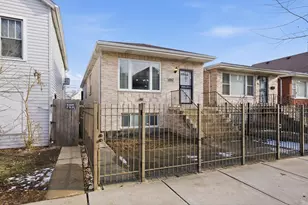 4063 S Rockwell St, Chicago, IL 60632 - Photo 4