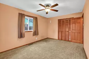 1905 Cynthia Dr, Champaign, IL 61821 - Photo 18