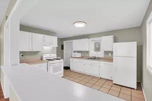 1905 Cynthia Dr, Champaign, IL 61821 - Photo 12