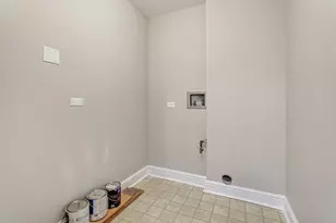 450 S Western Ave, Des Plaines, IL 60016 - Photo 16