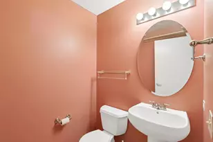 974 W 35th Pl, Chicago, IL 60609 - Photo 16