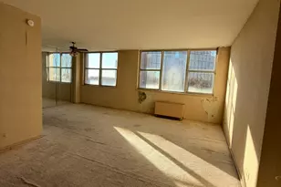 4351 W 76th St, Chicago, IL 60652 - Photo 2