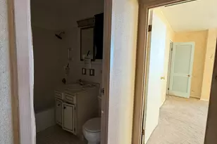 4351 W 76th St, Chicago, IL 60652 - Photo 6