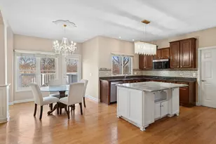 2667 Charter Oak Dr, Aurora, IL 60502 - Photo 10