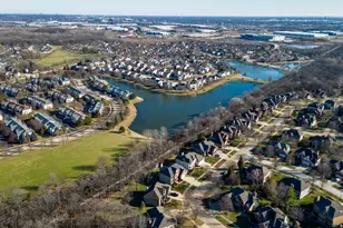 2667 Charter Oak Dr, Aurora, IL 60502 - Photo 38