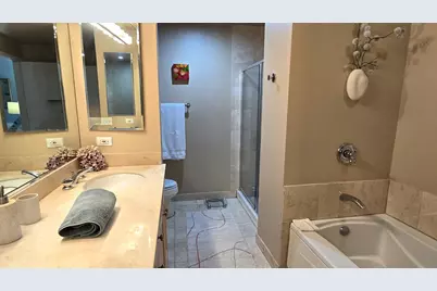 57 E Delaware Place #1304, Chicago, IL 60611 - Photo 12