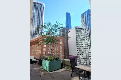 57 E Delaware Place #1304, Chicago, IL 60611 - Photo 18