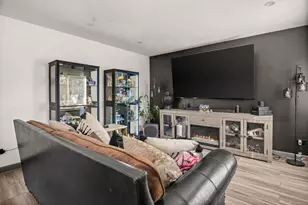 614 Buckboard Rd, Bolingbrook, IL 60490 - Photo 10