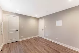 4937 N Albany Ave, Chicago, IL 60625 - Photo 16