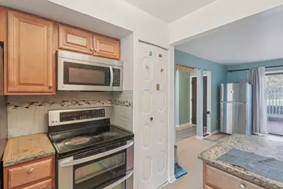 105 W Dover Drive, Mount Prospect, IL 60056 - Photo 8