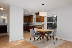 6385 Winstead Ct, Lisle, IL 60532 - Photo 8