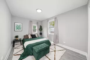 819 E 98th Pl, Chicago, IL 60628 - Photo 24