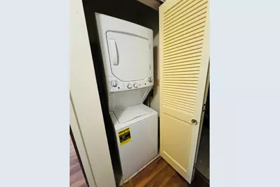 7525 Nantucket Drive #210, Darien, IL 60561 - Photo 16