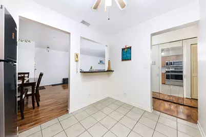 7525 Nantucket Drive #210, Darien, IL 60561 - Photo 12