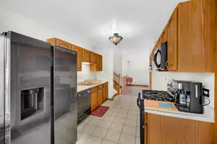 17417 Kedzie Ave, Hazel Crest, IL 60429 - Photo 8