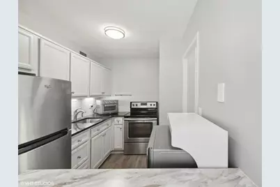 4250 N Marine Drive #1925, Chicago, IL 60613 - Photo 12