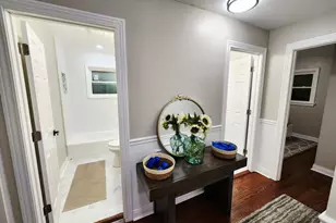 2817 W 100th Pl, Evergreen Park, IL 60805 - Photo 16