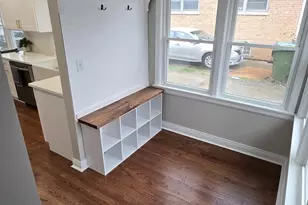 2817 W 100th Pl, Evergreen Park, IL 60805 - Photo 12