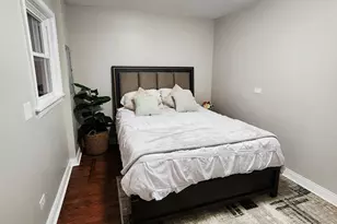 2817 W 100th Pl, Evergreen Park, IL 60805 - Photo 10