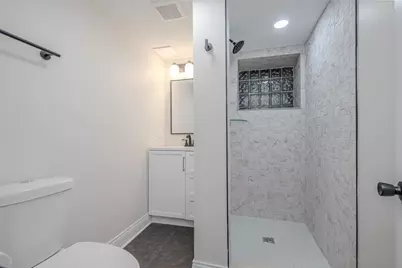 5749 S Bishop Street, Chicago, IL 60636 - Photo 16