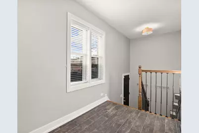3940 N Christiana Avenue, Chicago, IL 60618 - Photo 18