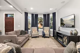 3940 N Christiana Ave, Chicago, IL 60618 - Photo 2