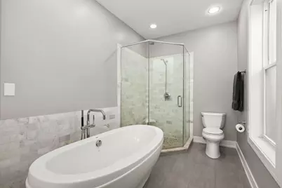 3940 N Christiana Avenue, Chicago, IL 60618 - Photo 22