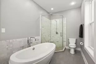 3940 N Christiana Ave, Chicago, IL 60618 - Photo 22