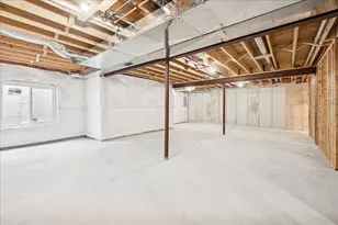 935 Partridge Cir, Marengo, IL 60152 - Photo 14