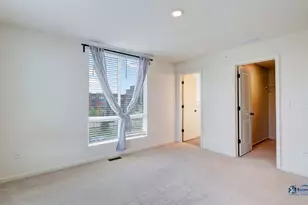 2326 Venture Dr, Schaumburg, IL 60173 - Photo 16
