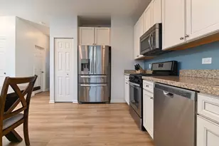 470 Town Center Blvd, Gilberts, IL 60136 - Photo 4