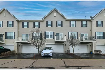 470 Town Center Boulevard, Gilberts, IL 60136 - Photo 24