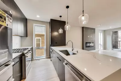 3339 N Ridgeway Avenue #1S, Chicago, IL 60618 - Photo 4