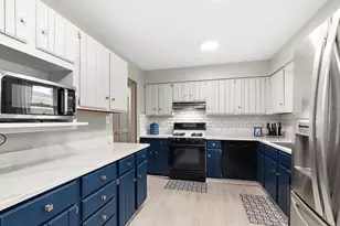 14405 Greenland Ave, Orland Park, IL 60462 - Photo 10