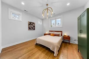 2150 W Foster Ave, Chicago, IL 60625 - Photo 16