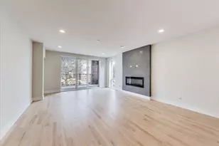 3339 N Ridgeway Ave, Chicago, IL 60618 - Photo 4