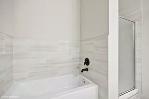 221 E Cullerton St, Chicago, IL 60616 - Photo 18