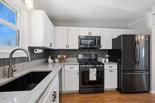 1405 Regency Ln, Lake Villa, IL 60046 - Photo 8