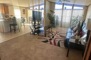 185 Blue Jay Dr, Lynwood, IL 60411 - Photo 4