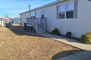 185 Blue Jay Dr, Lynwood, IL 60411 - Photo 2