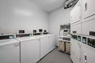 3323 N Paulina Ave, Chicago, IL 60657 - Photo 20