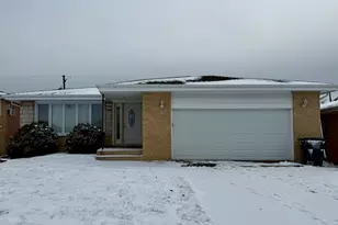 312 Calhoun Ave, Calumet City, IL 60409 - Photo 1