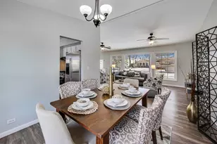 2002 N Eastwood Dr, Arlington Heights, IL 60004 - Photo 6