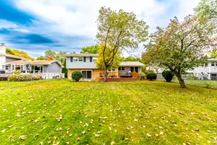 2002 N Eastwood Dr, Arlington Heights, IL 60004 - Photo 32