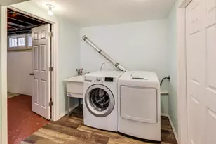 2002 N Eastwood Dr, Arlington Heights, IL 60004 - Photo 28